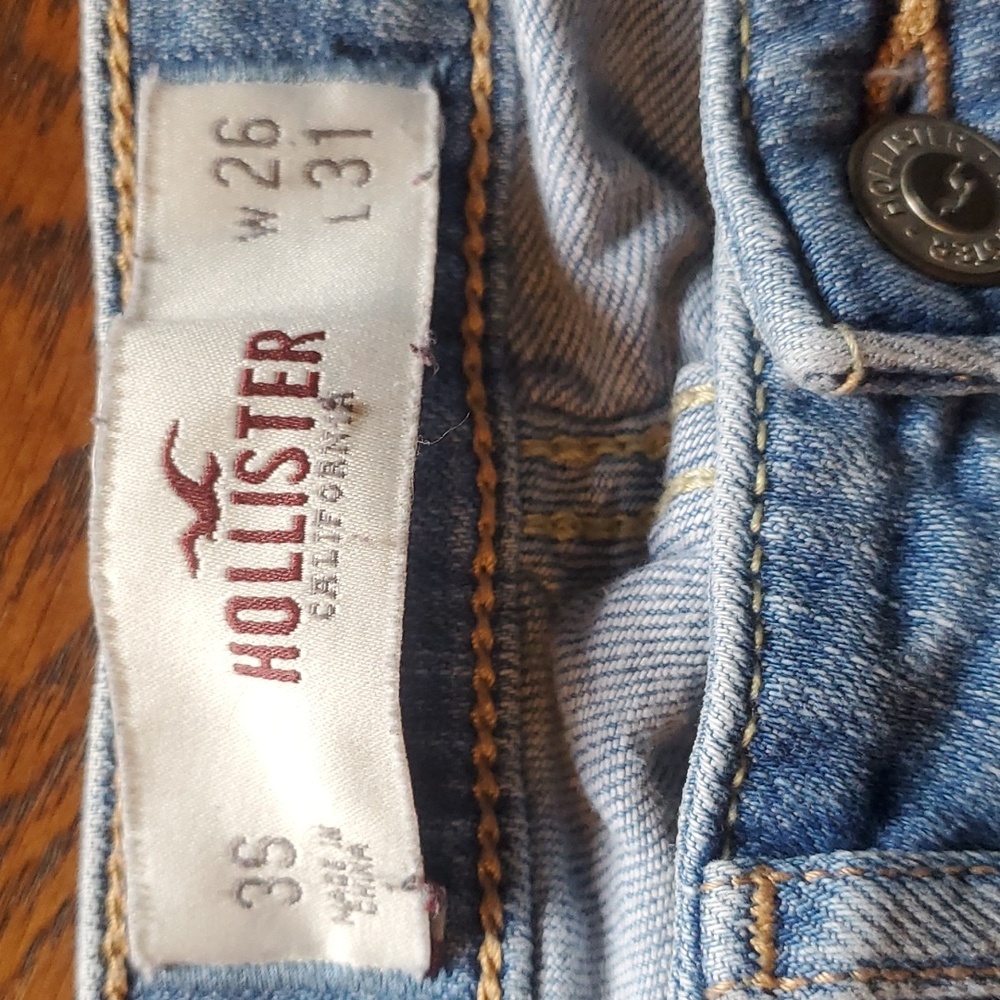 Hollister size 3s bootcut light wash jeans